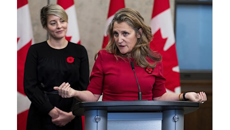 Canada, si dimette ministra delle Finanze Freeland: In disaccordo con Trudeau sui dazi di Trump