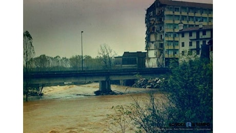 VENARIA - Trenta anni dall'alluvione del '94, quando crollò l'ala di un palazzo in via Cavallo