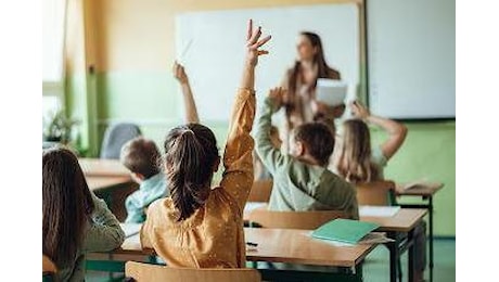 Sciopero del mondo scuola. Studenti rispediti a casa