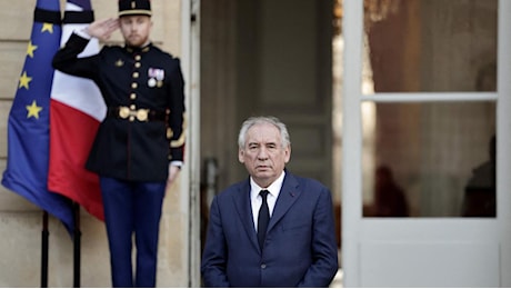 Governo Francia, il premier François Bayrou annuncia la squadra del nuovo esecutivo