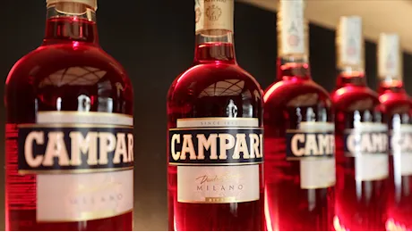 Campari: dimissioni del ceo Fantacchiotti con effetto immediato. Ricompare Bob Kunze-Concewitz. Il titolo crolla