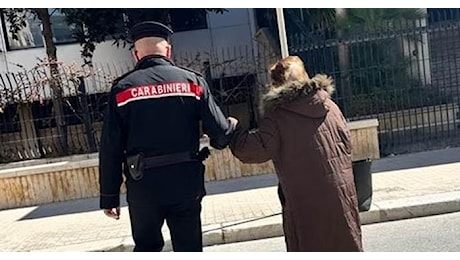Truffano anziana e investono il (vero) carabiniere