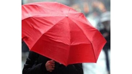 Meteo weekend con piogge e temporali, ma da lunedì cambia tutto: le previsioni