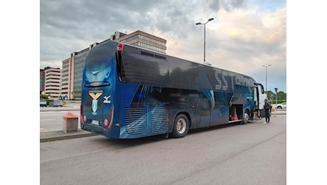 Monza - Lazio: settore ospiti tutto esaurito, tanti tifosi anche in tribuna est