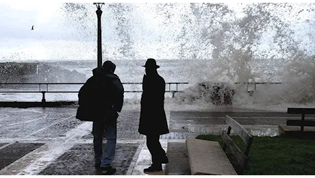 METEO Maltempo in arrivo: venti tempestosi e neve a bassa quota nel weekend e a Natale