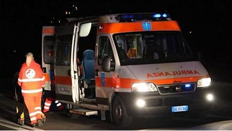 Molfetta, rissa tra giovani durante la notte: partono alcuni colpi di pistola, muore ragazza di 19 anni. Tre feriti