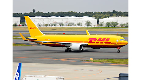 Aereo cargo Dhl si schianta a Vilnius, un morto