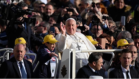 Sarà tradotta anche in cinese l’udienza di papa Francesco in piazza San Pietro