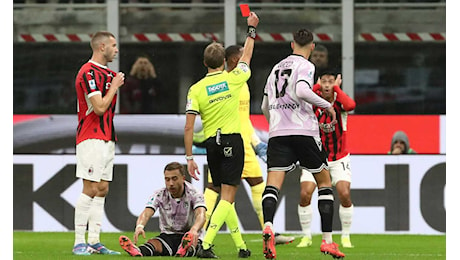 Milan-Udinese, MOVIOLA LIVE: rosso diretto a Reijnders, annullato un gol a Ehizibue