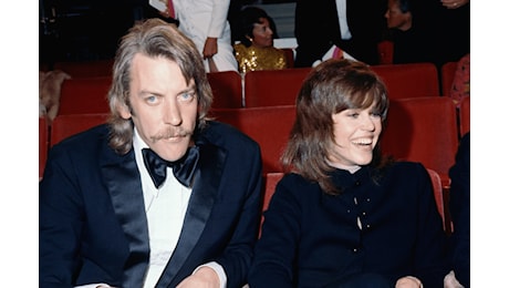 Jane Fonda ricorda Donald Sutherland: «Ho il cuore spezzato»