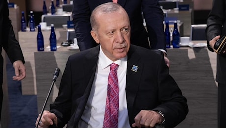 Erdogan, 'pronti a costruire una base navale nel nord di Cipro'