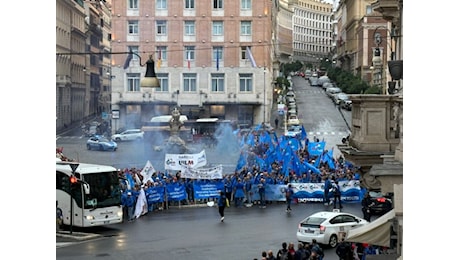 Automotive, piazza Barberini a Roma si riempie per manifestazione metalmeccanici