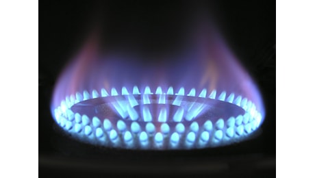 Bollette gas e luce, nuove regole per i contratti. Che cosa cambierà dal 1 gennaio?