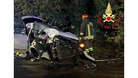 Ancora sangue sulle strade: in provincia di Como morto giovanissimo nella notte, quattro i feriti