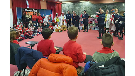 Al Comando della Polizia locale di Sassari arriva Babbo Natale