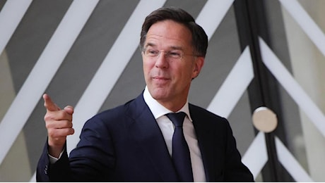 Nato, cambio al vertice: Mark Rutte segretario al posto di Stoltenberg. Le sfide dell’Alleanza Atlantica