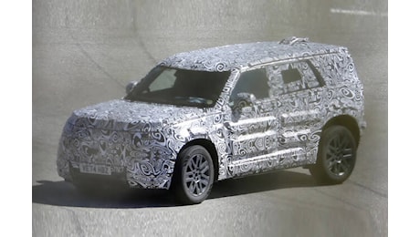 Land Rover Defender: nel 2027 anche di taglia “small”