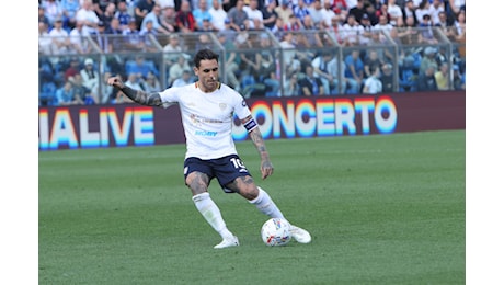 Como-Cagliari 3-1, le pagelle: difesa da brividi, l’attacco non incide