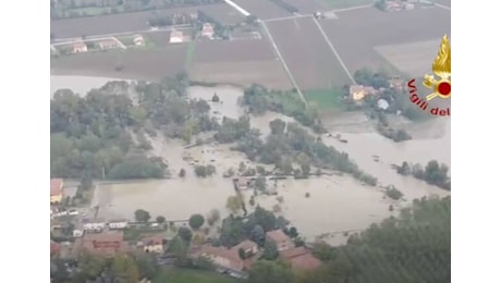 Maltempo in Emilia-Romagna: Bologna e la regione flagellate da forti piogge e allagamenti