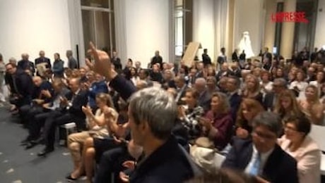 Roma, contestazione durante la presentazione del libro di Bocchino