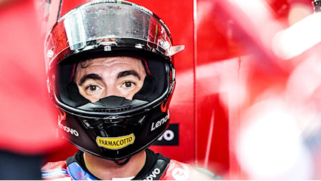 MotoGP 2024. GP dell'Indonesia. Venerdì difficile per Pecco Bagnaia: Ma appena abbiamo messo la soft dietro è tornato tutto a posto