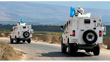 SE HEZBOLLAH BOMBARDA L’UNIFIL È L’ORA DI SLOGGIARE