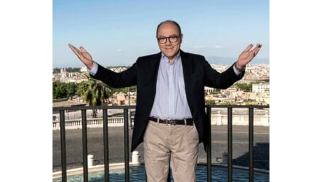 Verdone: 'Declino di Roma costante, me ne vorrei andare'. Poi la telefonata con Gualtieri