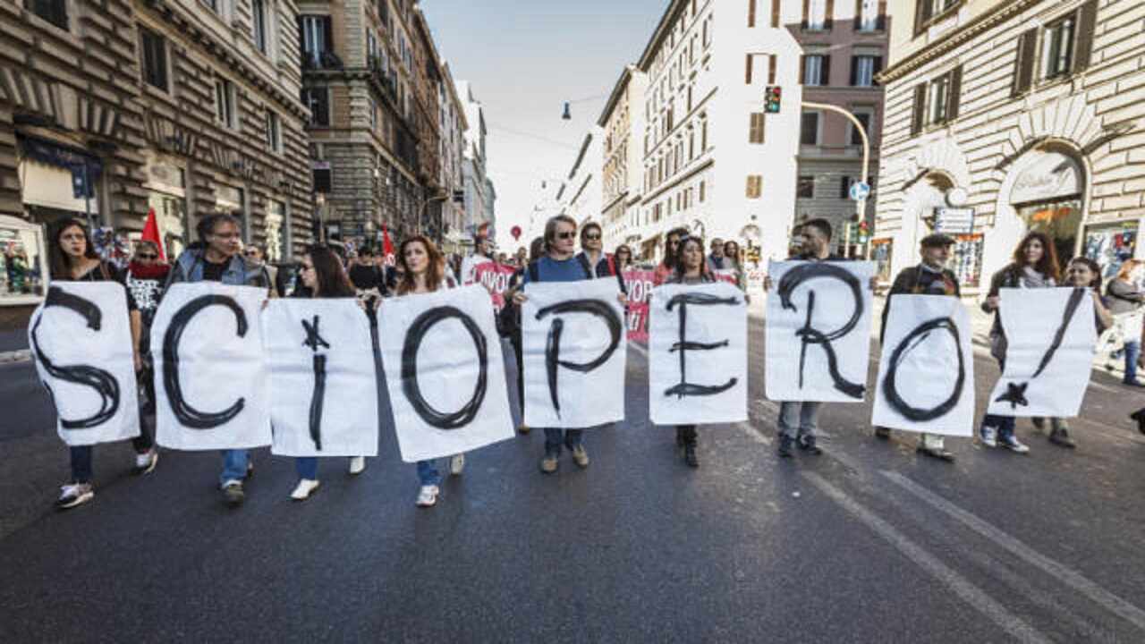 L'autunno Degli Scioperi, 31 Ottobre E 15 Novembre: Docenti E ATA In ...