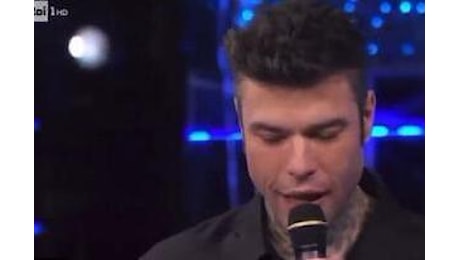 Fedez, la mamma tranquillizza i fan: 'Malore? Niente di grave'