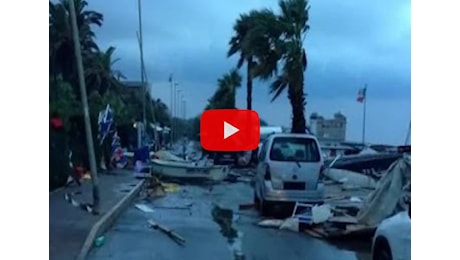 Cronaca Meteo Roma: tromba d'aria colpisce Santa Severa, il Video