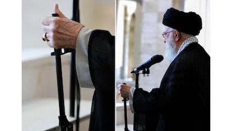 Iran, Khamenei e il sermone con il fucile: non è la prima volta – Video