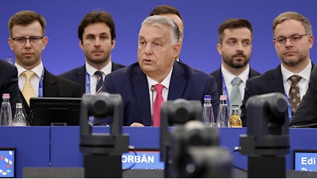 I leader europei e Zelensky alla corte di Orban: “Dobbiamo continuare a sostenere Kiev”