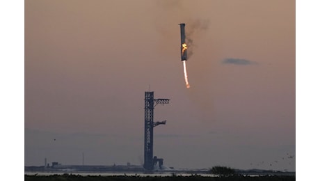 Lanciata la Starship di SpaceX per il quinto test in volo