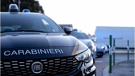 Anziana trovata morta in casa, arrestato per omicidio il marito di 93 anni