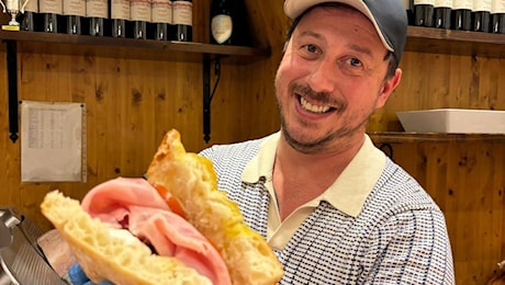 All’Antico Vinaio apre in centro e lancia una schiacciata dedicata a Bologna