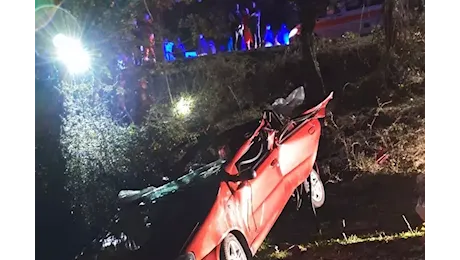 Tragico incidente a Fonni, i corpi dei quattro ragazzi recuperati dopo ore. Lutto cittadino in paese