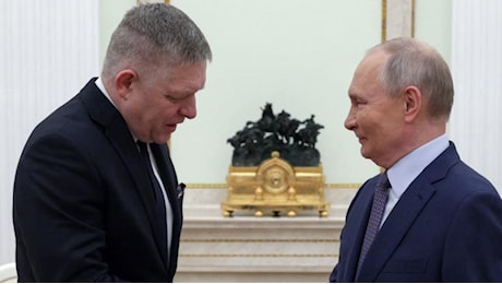 Chi è Robert Fico, il leader slovacco che vuole mediare la pace con l'Ucraina (con la benedizione di Putin)