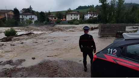 Maltempo in Emilia Romagna: inondazioni a Faenza e Castel Bolognese, frane a Bologna