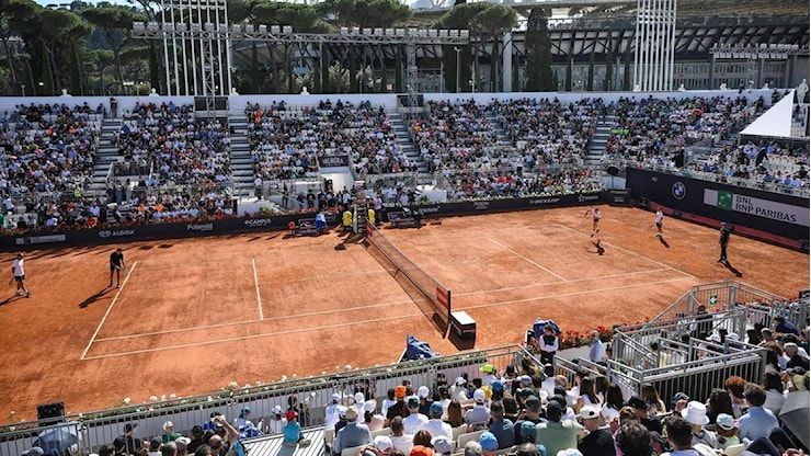 Jannik Sinner torna al Foro Italico: entusiasmo alle stelle per l'allenamento con Sonego - Quotidiano Sportivo Jannik Sinner torna al Foro Italico: entusiasmo alle stelle per l'allenamento con Sonego - Quotidiano Sportivo