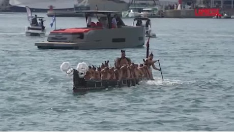 America's Cup, a Barcellona New Zealand in acqua con la danza Maori