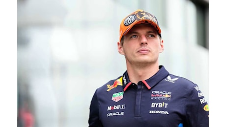 Ultim’ora sconvolgente, nuova penalità per Max Verstappen: tifosi devastati