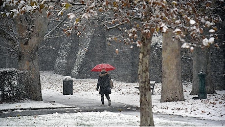 Ad Aosta prima nevicata stagionale