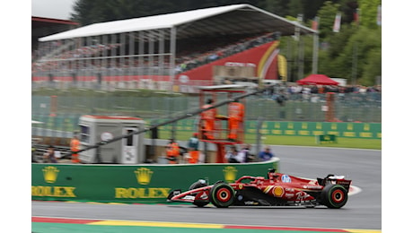 F1, Gp Belgio: Verstappen miglior tempo ma pole a Leclerc