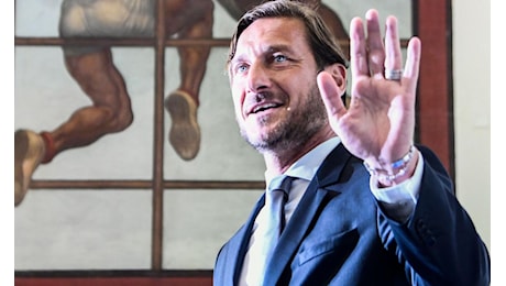 Totti non molla: 'Ho due offerte per tornare, non stavo scherzando'