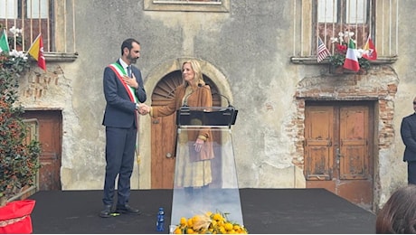 Messina, il benvenuto del Sindaco Basile alla First Lady Jill Biden | FOTO