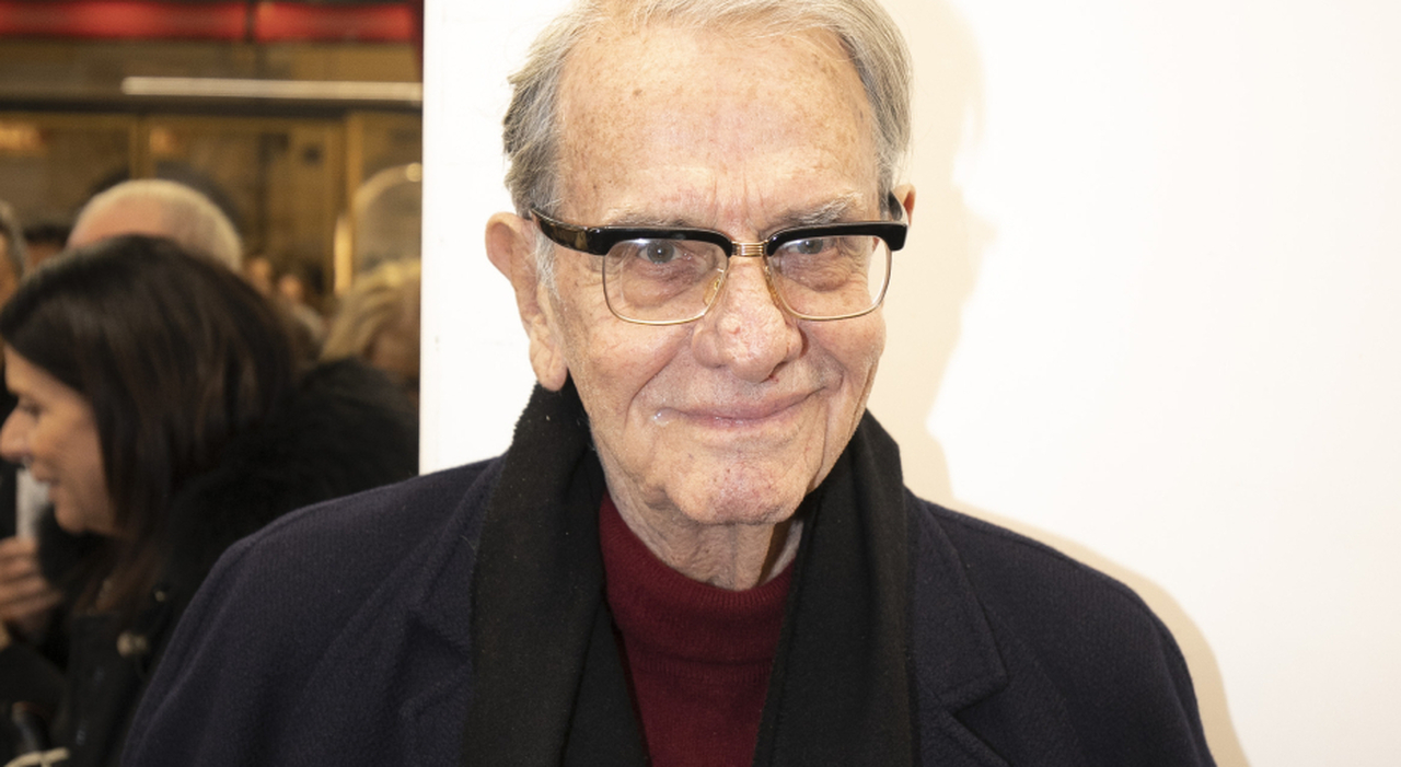 Addio Enrico Lucherini, il Visionario che Ha Lanciato le Star: Sophia Loren e Claudia Cardinale tra i Suoi Successi