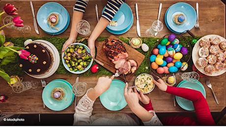 Pasqua, pranzo in famiglia più “salato”: 100 milioni di spesa in più rispetto allo scorso anno