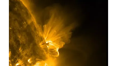 Tempesta geomagnetica anticipata e più intensa del previsto