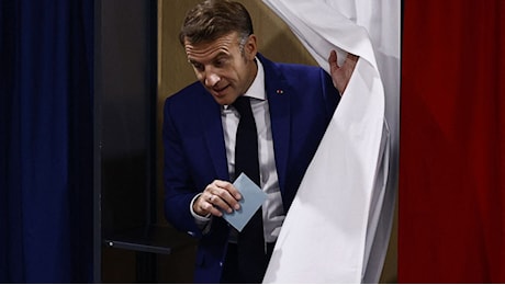 Elezioni legislative francesi: futuro incerto per Macron dopo umiliante sconfitta