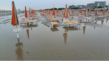 Maltempo, allagate le spiagge di Caorle e Bibione